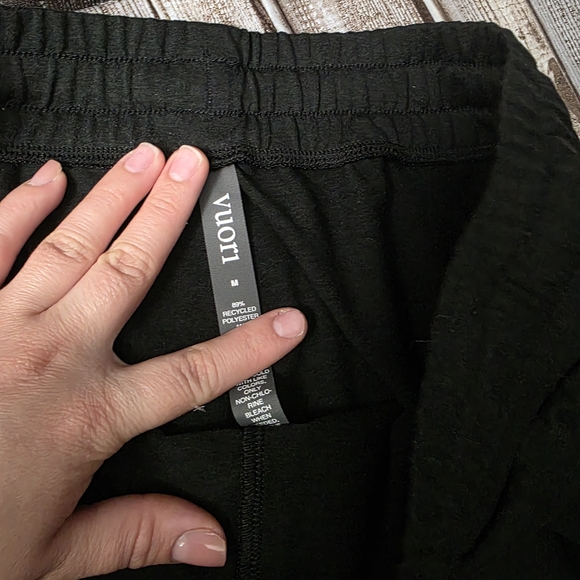 Vuori Black Wide-Leg Pants - Picture 6 of 7